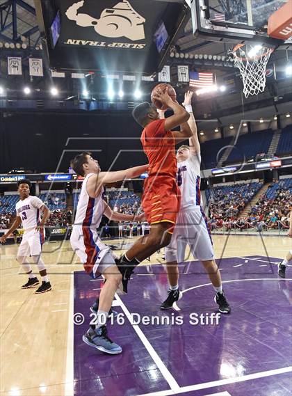 Thumbnail 1 in Folsom vs. Jesuit (CIF SJS D1 Semifinal) photogallery.