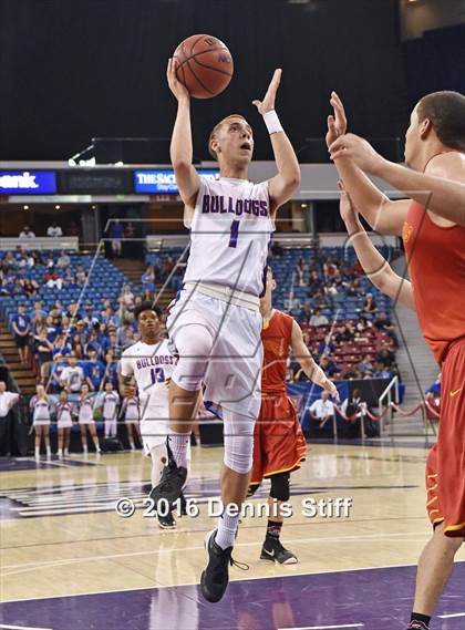 Thumbnail 3 in Folsom vs. Jesuit (CIF SJS D1 Semifinal) photogallery.