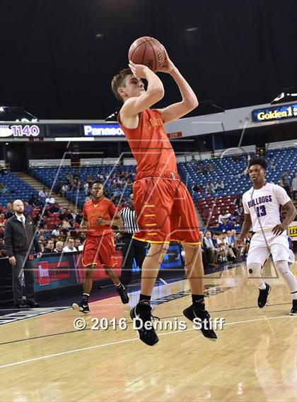 Thumbnail 3 in Folsom vs. Jesuit (CIF SJS D1 Semifinal) photogallery.