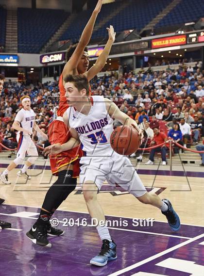 Thumbnail 1 in Folsom vs. Jesuit (CIF SJS D1 Semifinal) photogallery.