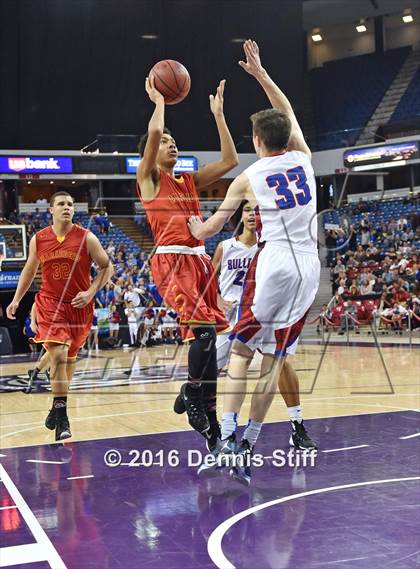 Thumbnail 3 in Folsom vs. Jesuit (CIF SJS D1 Semifinal) photogallery.