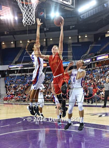 Thumbnail 1 in Folsom vs. Jesuit (CIF SJS D1 Semifinal) photogallery.