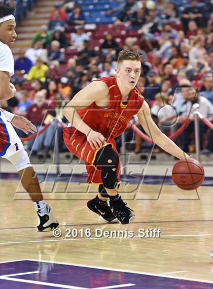 Thumbnail 3 in Folsom vs. Jesuit (CIF SJS D1 Semifinal) photogallery.