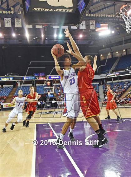 Thumbnail 2 in Folsom vs. Jesuit (CIF SJS D1 Semifinal) photogallery.