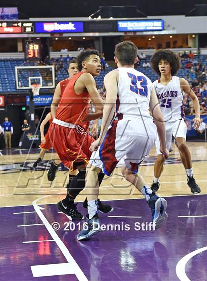 Thumbnail 2 in Folsom vs. Jesuit (CIF SJS D1 Semifinal) photogallery.