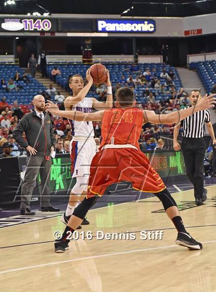 Thumbnail 3 in Folsom vs. Jesuit (CIF SJS D1 Semifinal) photogallery.