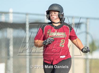 Thumbnail 2 in Grandview vs. Ponderosa photogallery.