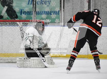 Thumbnail 2 in Ridgefield @ Northwest Catholic photogallery.