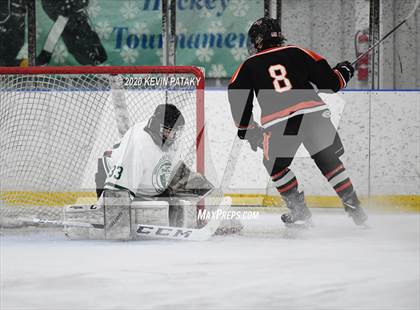 Thumbnail 2 in Ridgefield @ Northwest Catholic photogallery.
