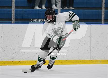 Thumbnail 2 in Ridgefield @ Northwest Catholic photogallery.