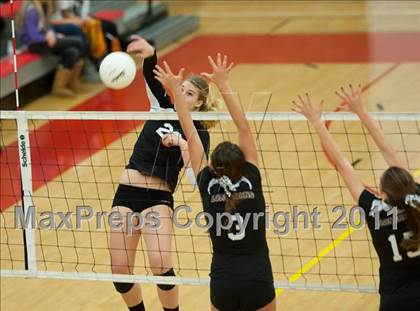 Thumbnail 1 in Torrey Pines vs. Rancho Buena Vista (CIF SDS D1 Final) photogallery.
