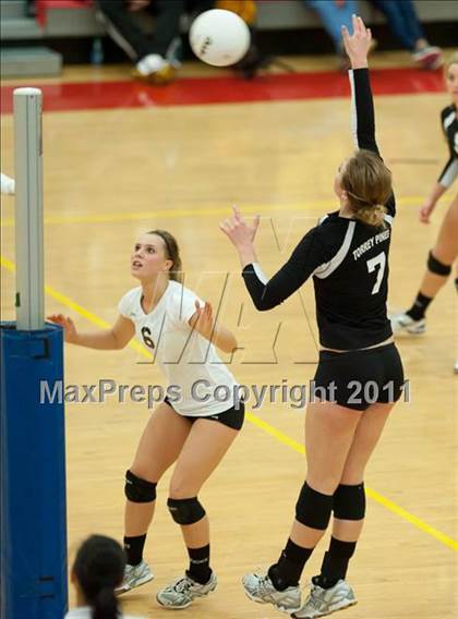 Thumbnail 1 in Torrey Pines vs. Rancho Buena Vista (CIF SDS D1 Final) photogallery.