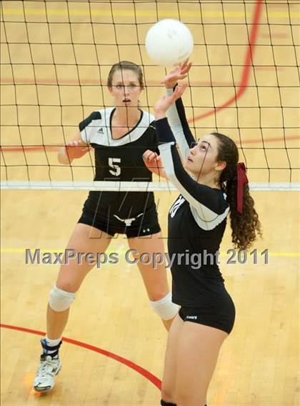 Thumbnail 3 in Torrey Pines vs. Rancho Buena Vista (CIF SDS D1 Final) photogallery.
