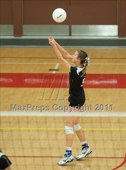 Thumbnail 2 in Torrey Pines vs. Rancho Buena Vista (CIF SDS D1 Final) photogallery.