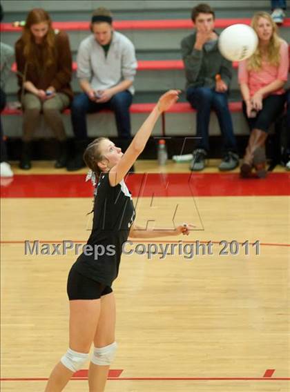 Thumbnail 2 in Torrey Pines vs. Rancho Buena Vista (CIF SDS D1 Final) photogallery.