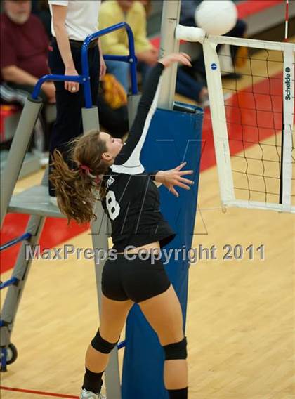 Thumbnail 1 in Torrey Pines vs. Rancho Buena Vista (CIF SDS D1 Final) photogallery.