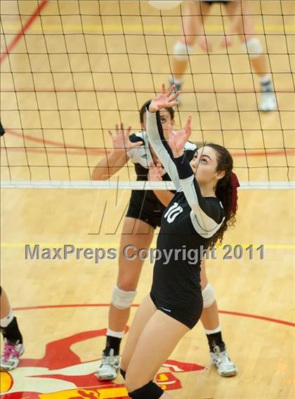 Thumbnail 3 in Torrey Pines vs. Rancho Buena Vista (CIF SDS D1 Final) photogallery.