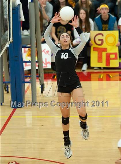 Thumbnail 3 in Torrey Pines vs. Rancho Buena Vista (CIF SDS D1 Final) photogallery.