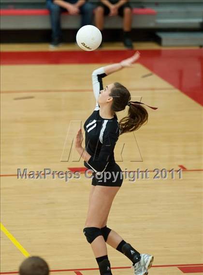 Thumbnail 1 in Torrey Pines vs. Rancho Buena Vista (CIF SDS D1 Final) photogallery.