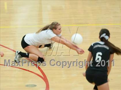 Thumbnail 3 in Torrey Pines vs. Rancho Buena Vista (CIF SDS D1 Final) photogallery.
