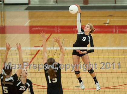 Thumbnail 2 in Torrey Pines vs. Rancho Buena Vista (CIF SDS D1 Final) photogallery.