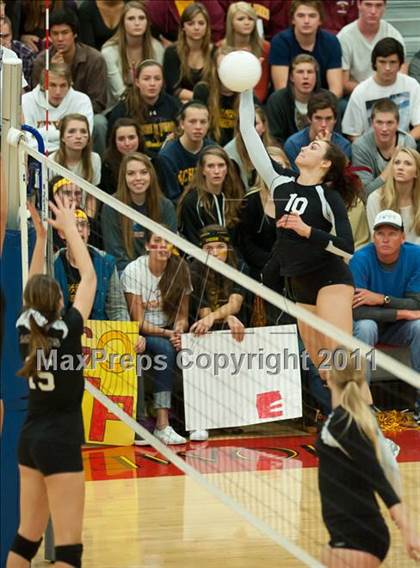 Thumbnail 1 in Torrey Pines vs. Rancho Buena Vista (CIF SDS D1 Final) photogallery.
