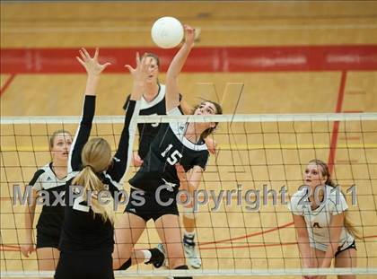 Thumbnail 3 in Torrey Pines vs. Rancho Buena Vista (CIF SDS D1 Final) photogallery.