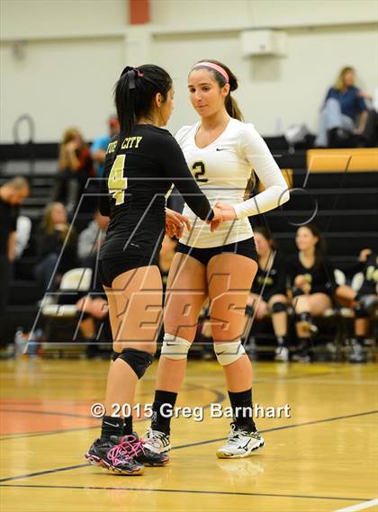 Thumbnail 1 in Oakdale @ Yuba City photogallery.