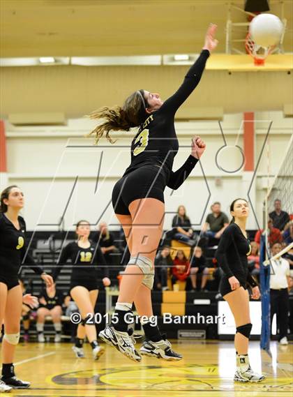 Thumbnail 1 in Oakdale @ Yuba City photogallery.