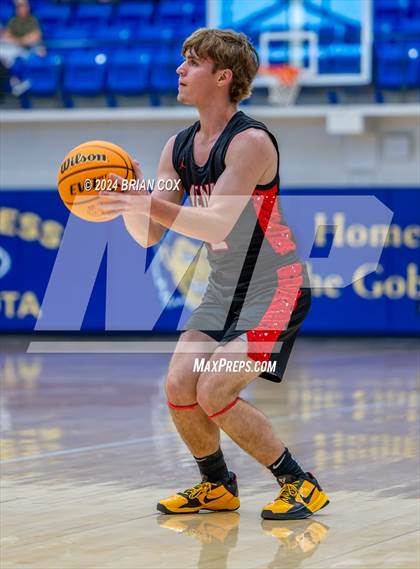 Thumbnail 2 in Valley Springs vs Mena (Lendel Thomas Classic) photogallery.