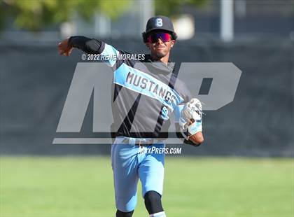 Thumbnail 1 in Salesian vs La Salle photogallery.