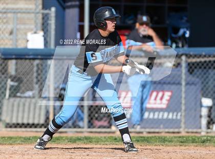 Thumbnail 3 in Salesian vs La Salle photogallery.