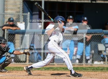 Thumbnail 1 in Salesian vs La Salle photogallery.