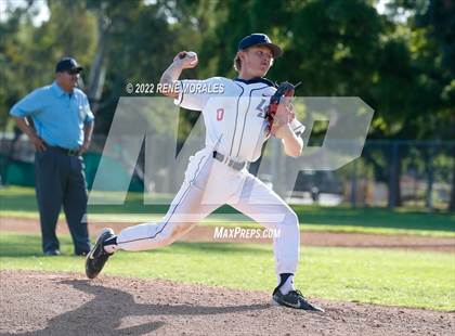 Thumbnail 1 in Salesian vs La Salle photogallery.
