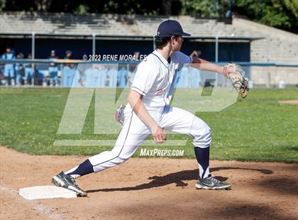 Thumbnail 3 in Salesian vs La Salle photogallery.