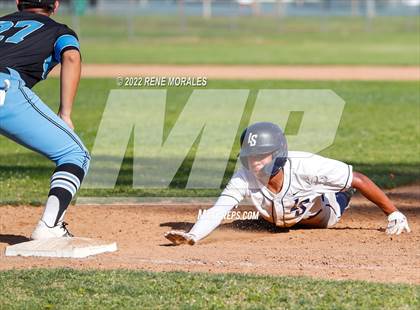 Thumbnail 3 in Salesian vs La Salle photogallery.