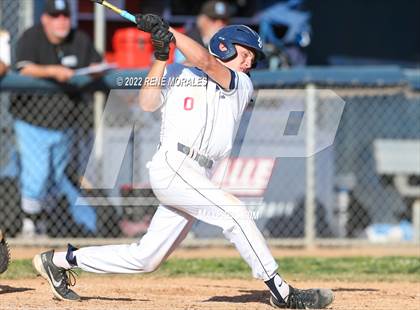 Thumbnail 1 in Salesian vs La Salle photogallery.