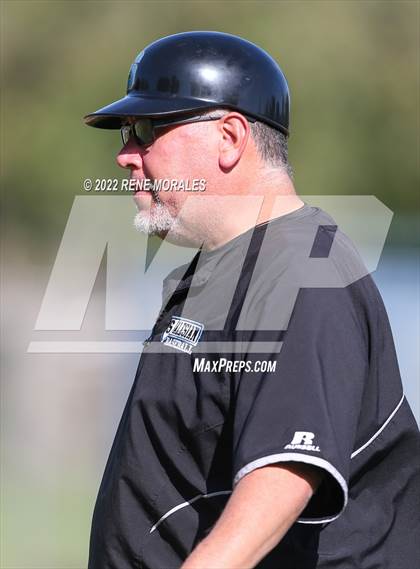 Thumbnail 2 in Salesian vs La Salle photogallery.