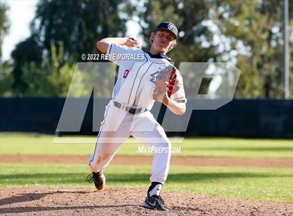Thumbnail 1 in Salesian vs La Salle photogallery.