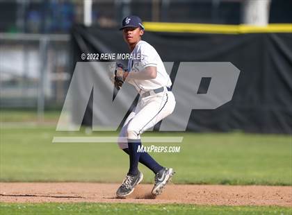 Thumbnail 2 in Salesian vs La Salle photogallery.