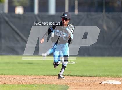 Thumbnail 3 in Salesian vs La Salle photogallery.