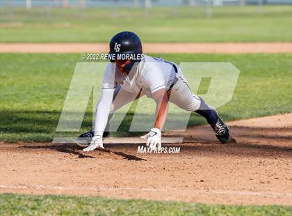 Thumbnail 1 in Salesian vs La Salle photogallery.