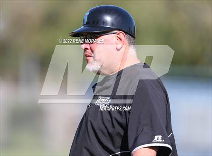 Thumbnail 1 in Salesian vs La Salle photogallery.