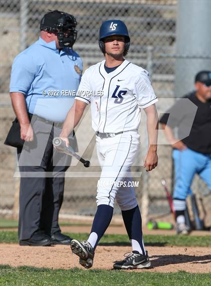 Thumbnail 3 in Salesian vs La Salle photogallery.