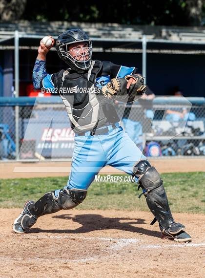 Thumbnail 3 in Salesian vs La Salle photogallery.