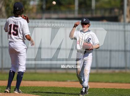 Thumbnail 2 in Salesian vs La Salle photogallery.