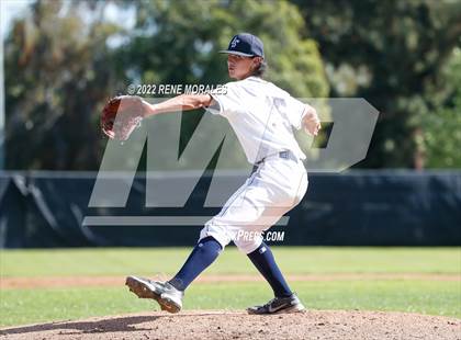 Thumbnail 2 in Salesian vs La Salle photogallery.
