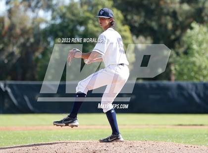 Thumbnail 1 in Salesian vs La Salle photogallery.
