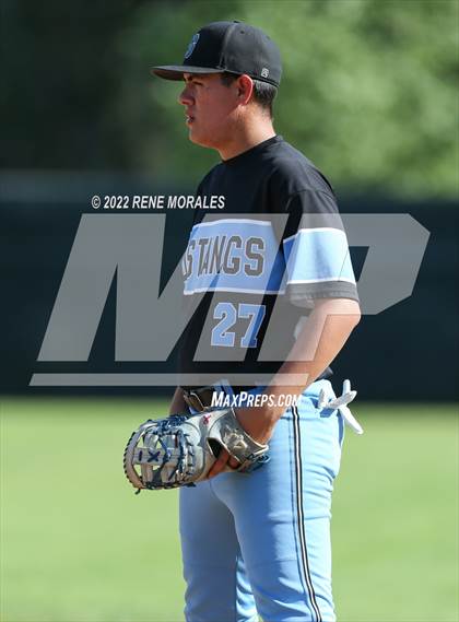Thumbnail 2 in Salesian vs La Salle photogallery.