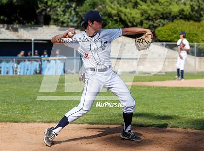 Thumbnail 1 in Salesian vs La Salle photogallery.